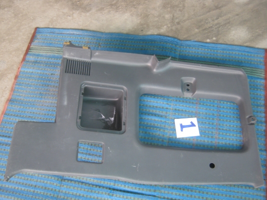 ขายพลาสติกข้าง CAB TOYOTA MIGHTY-X