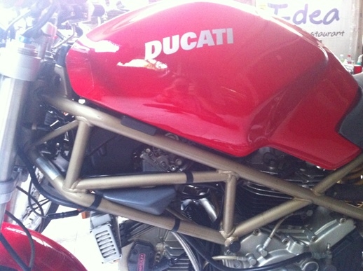 ********** ขาย DUCATI M 900 (แสนสี่ๆๆๆ) *************