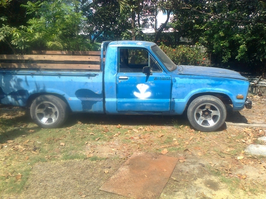 ขายมาสด้า b1600