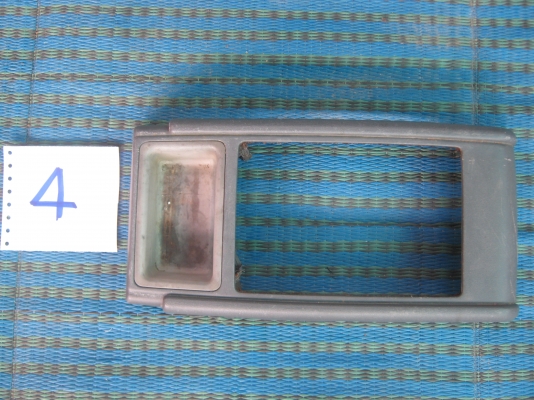 ขายพลาสติกคอนโซนเกียร์(พลาสติก)TOYOTA MIGHTY-X