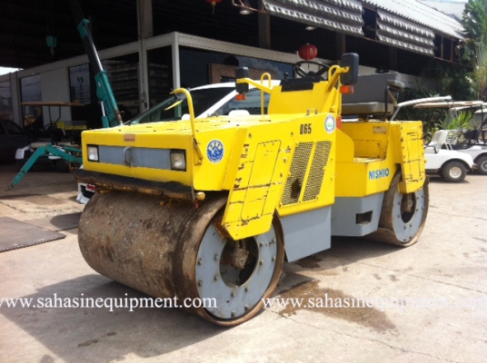 รถบด SAKAI รุ่น SW500 บจก.สหสินอีควิปเม้นท์ โทร.081-5851880, 02-5168100-1 www.sahasinequipment.com