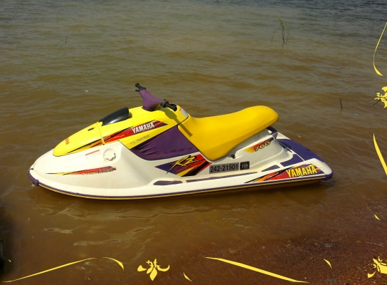 ขายเรือเจสกี Yamaha Marine Jet 760 RZ ขายเรือเจสกี Yamaha Marine Jet 760 RZ