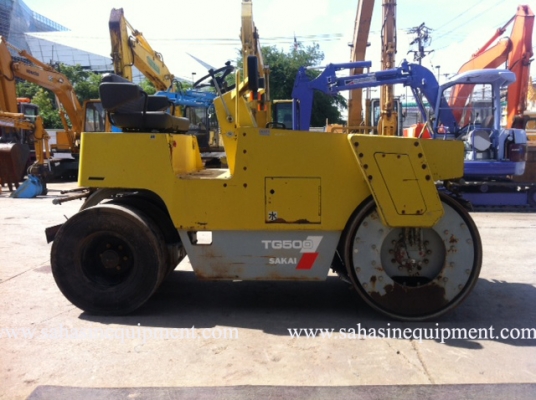 รถบด SAKAI รุ่น TG500 บจก.สหสินอีควิปเม้นท์ โทร.081-5851880, 02-5168100-1 www.sahasinequipment.com