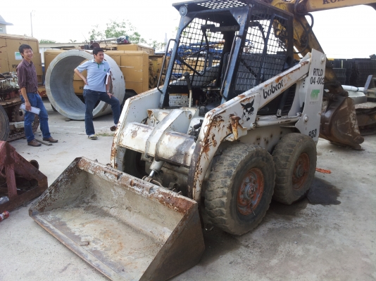 ขายรถตักเล็ก BOBCAT853 ขายรถตักเล็ก BOBCAT853