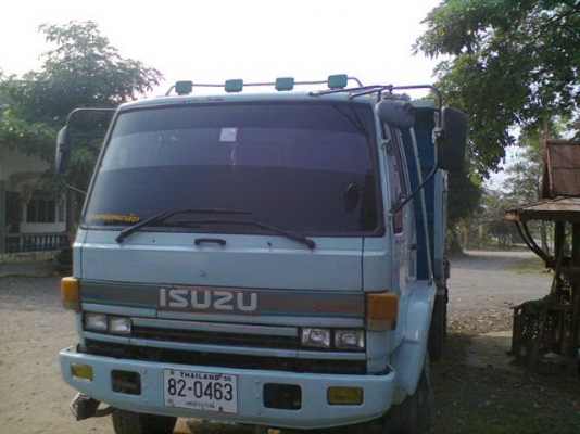 ใครอยากได้   isuzu  240   นางฟ้าเชิญทางนี้