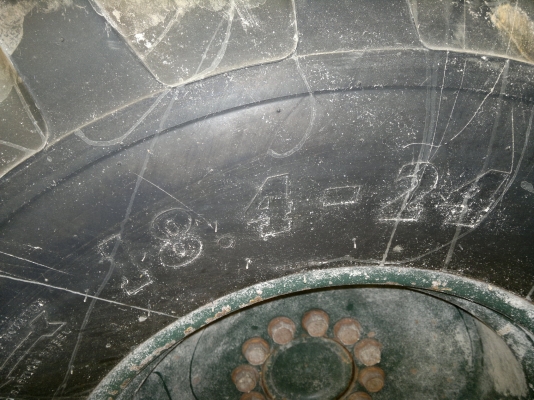 รถตักล้อยาง KAWASAKI 60ZIV-2 เครื่องดี รถสวยครับ ใช้งานได้เลย แอร์เย็น มีใบอินวอย มาแล้วครับ เชิญมาทดสอบได้แล้ว ราคาถูกครับ ติดต่อ มานะ 085-9049669