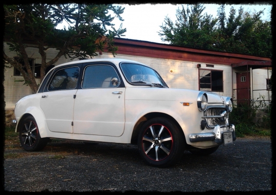 Fiat 1100 tv (ขายแล้วครับ พี่ที่ กทม.มารับไปแล้วครับ)