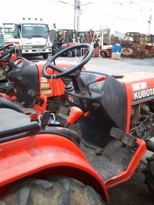 KUBOTA B2410