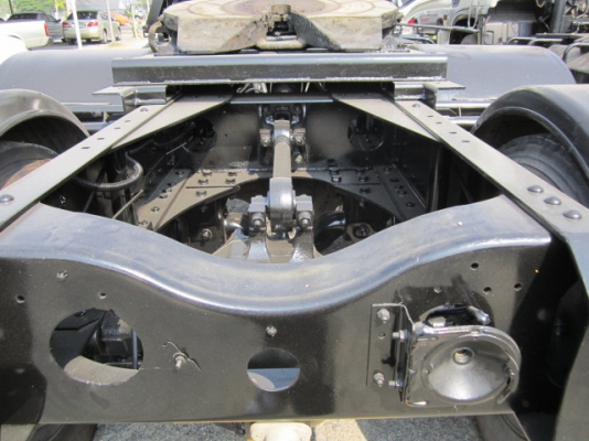 หัวลาก ฮีโน่ /เมก้า/320 แรง/ปี2005 หัวลาก ฮีโน่ /เมก้า/320 แรง/ปี2005