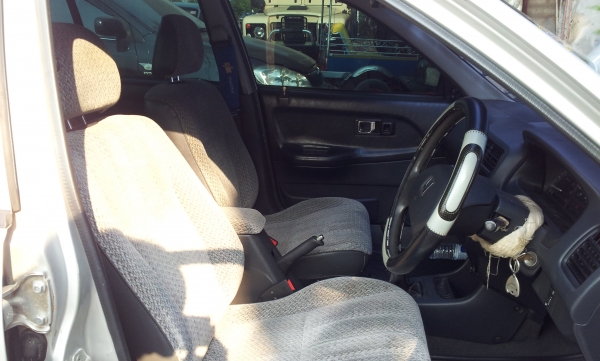 ขอขายเก๋งบ้างครับ รถบ้าน Honda city ปี 40 เดิมๆๆ บางๆๆ