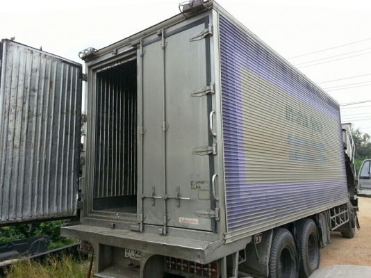 ตู้บรรทุก ตู้ปลาตู้เปียก