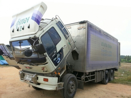 ตู้บรรทุก ตู้ปลาตู้เปียก