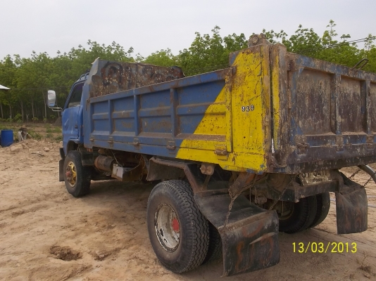 ขาย6ล้อดั๊มดิน     เครื่อง120แรง   เพาเวอร์   แอร์    Fหน้า   Fหลัง    เกียร์ร็อคเส้อลาย  6เกียร์เดืนหน้า