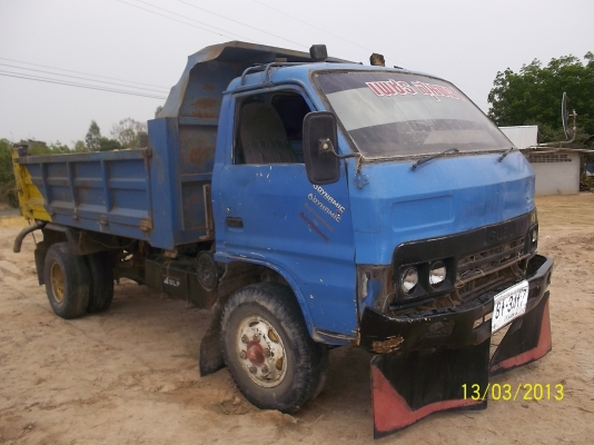 ขาย6ล้อดั๊มดิน     เครื่อง120แรง   เพาเวอร์   แอร์    Fหน้า   Fหลัง    เกียร์ร็อคเส้อลาย  6เกียร์เดืนหน้า