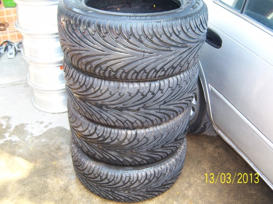 ยางขอบ 16 Goodyear 225 55 R16 4 เส้น