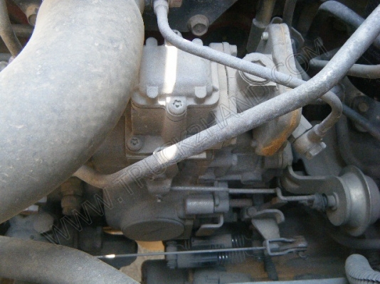 รถบรรทุก 6 ล้อ ยี่ห้อ HINO รุ่น WU340R