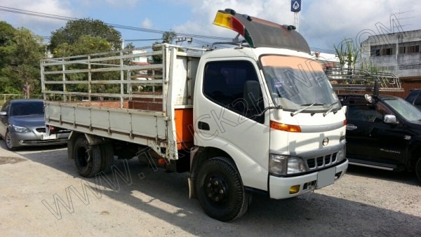 รถบรรทุก 6 ล้อ ยี่ห้อ HINO รุ่น WU340R