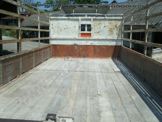 รถบรรทุก 6 ล้อ ยี่ห้อ HINO รุ่น WU340R