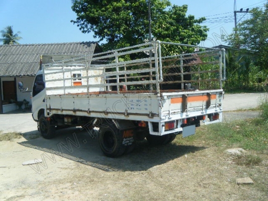 รถบรรทุก 6 ล้อ ยี่ห้อ HINO รุ่น WU340R