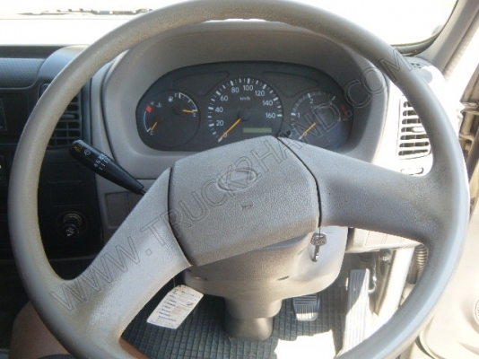 รถบรรทุก 6 ล้อ ยี่ห้อ HINO รุ่น WU340R