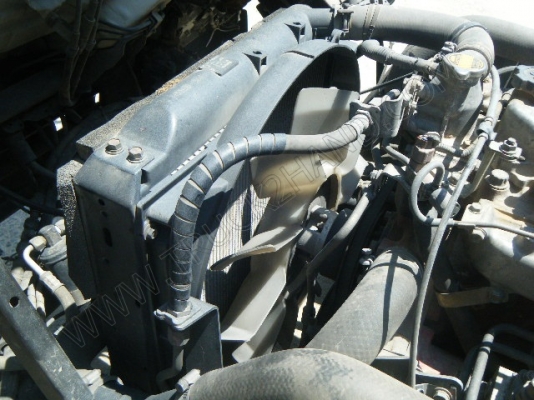 รถบรรทุก 6 ล้อ ยี่ห้อ HINO รุ่น WU340R