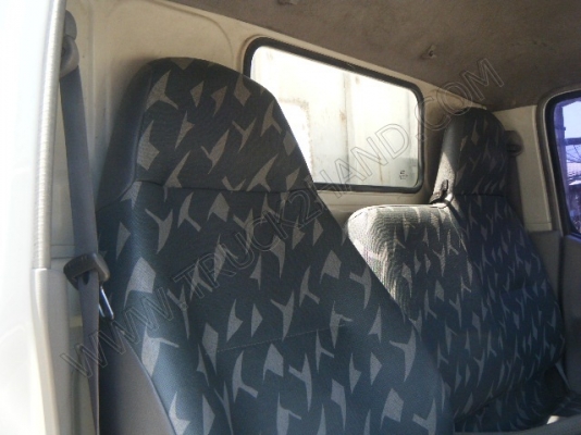 รถบรรทุก 6 ล้อ ยี่ห้อ HINO รุ่น WU340R