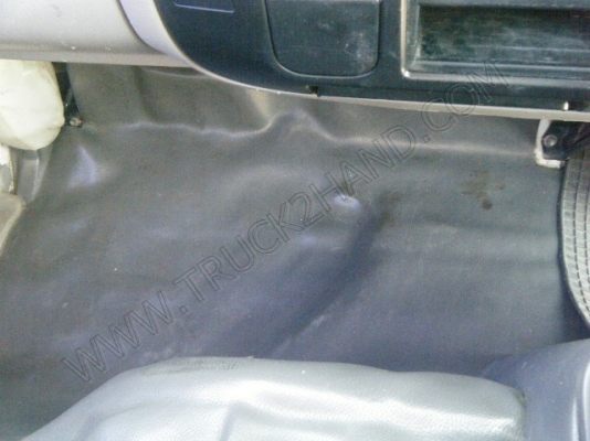 รถบรรทุก 6 ล้อ ยี่ห้อ HINO รุ่น WU340R