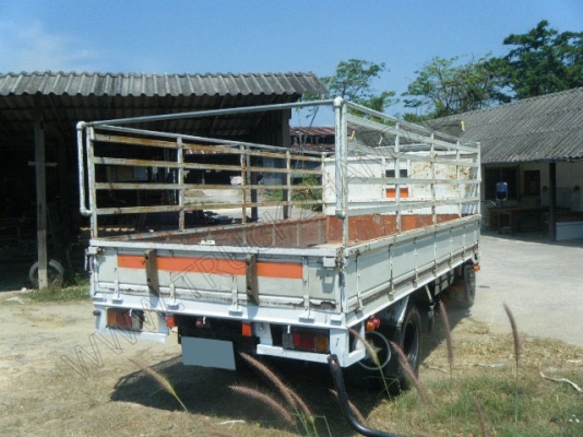 รถบรรทุก 6 ล้อ ยี่ห้อ HINO รุ่น WU340R