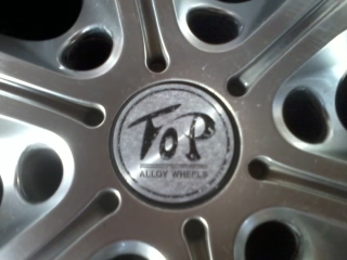 ขายแม็กขอบ 15 หกรูแท้japan ใส่กะบะครับ