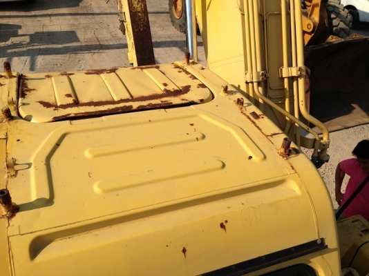 รถแบคโฮ KOMATSU PC130-6 รถแบคโฮ KOMATSU PC130-6