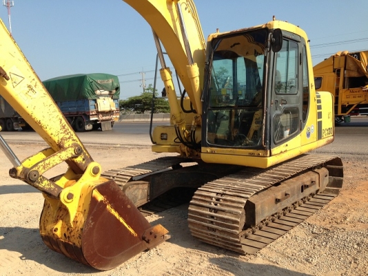 รถแบคโฮ KOMATSU PC130-6 รถแบคโฮ KOMATSU PC130-6