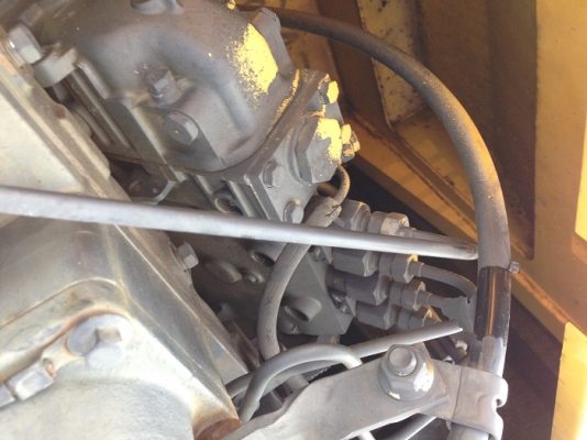 รถแบคโฮ KOMATSU PC130-6 รถแบคโฮ KOMATSU PC130-6