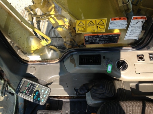 รถแบคโฮ KOMATSU PC130-6 รถแบคโฮ KOMATSU PC130-6