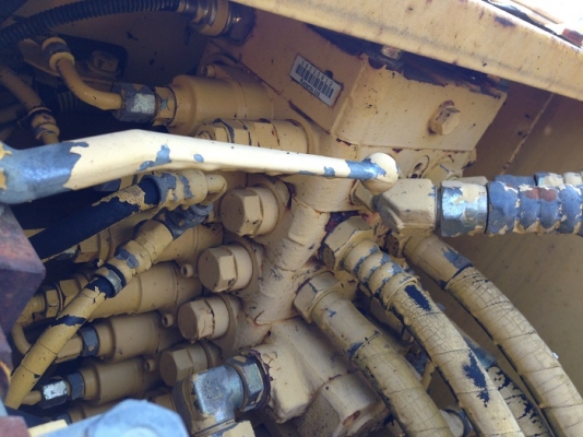 รถแบคโฮ KOMATSU PC130-6 รถแบคโฮ KOMATSU PC130-6