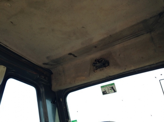 รถแบคโฮ KOMATSU PC130-6 รถแบคโฮ KOMATSU PC130-6