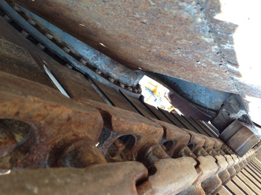 รถแบคโฮ KOMATSU PC130-6 รถแบคโฮ KOMATSU PC130-6