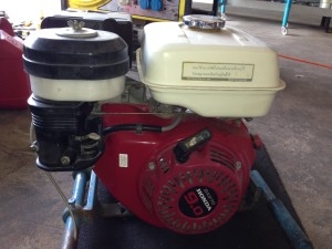 เครืองเรือหางยาว