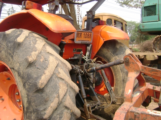 ขายรถไถ่ คูโบต่า M7040 สนใจต่อติด 0857237866 ขายรถไถ่ คูโบต่า M7040 สนใจต่อติด 0857237866