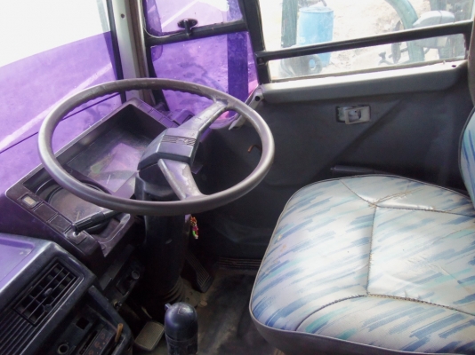 Mitsubishi527(ไอ้หลง)หัวลากท้ายเป็ด2เพลา Mitsubishi527(ไอ้หลง)หัวลากท้ายเป็ด2เพลา