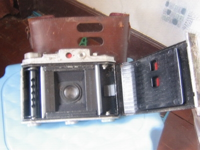 ขายกล้องพับ โบราณอายุหลายปีถูกๆ ขายกล้องพับ โบราณอายุหลายปีถูกๆ