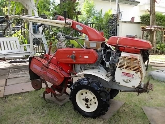 รหัส:12000690รถพรวนดินเดินตามใช้เครื่องเบนซินGE50ขนาด5.0PS.พร้อมลุยงานwww.nihonmono.com