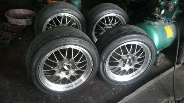 แม็กBBS เจแปน ขอบ 17 พร้อมยาง แม็กBBS เจแปน ขอบ 17 พร้อมยาง