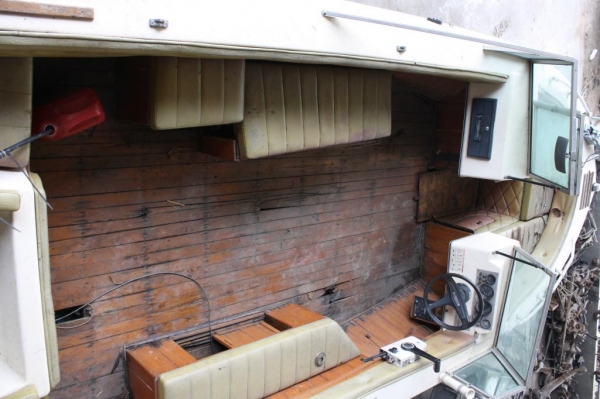 ขาย19ฟุตevenrude150(แถมเครื่อง115)