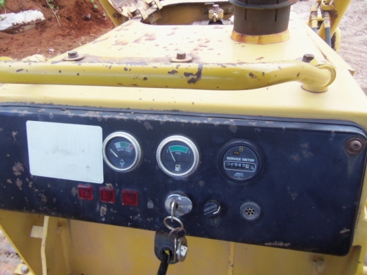 รถดัน KOMATSU D21PL รถดัน KOMATSU D21PL