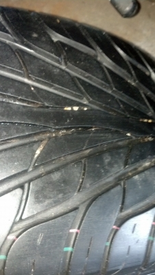 ยางแมกซิสขอบ 18 ขนาด 235 55 18 ราคาถูก 1 ชุด ยางแมกซิสขอบ 18 ขนาด 235 55 18 ราคาถูก 1 ชุด