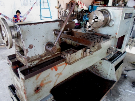 แท่นกลึง 5 ฟุต 3 เพลา เกียร์บล็อก ต้าชิง 67,000 ด่วน !!!