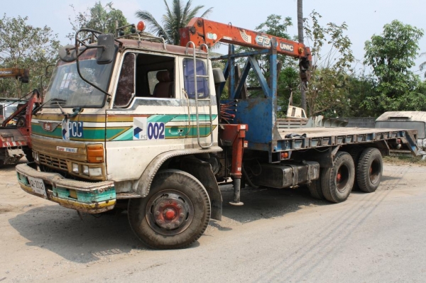 ขาย ฮีโน่F-18สองเพลาพื้นเรียบ ขึ้นแมคโค เครน3 ตัน