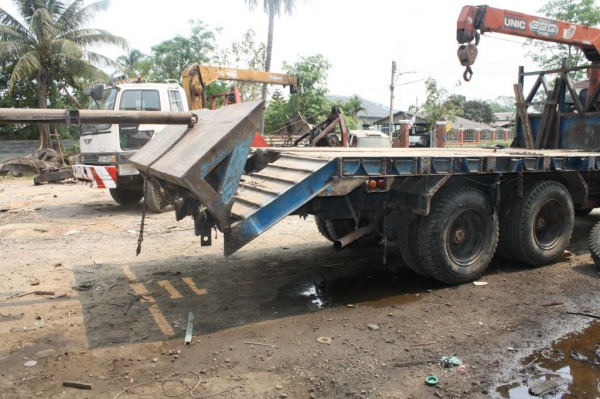 ขาย ฮีโน่F-18สองเพลาพื้นเรียบ ขึ้นแมคโค เครน3 ตัน