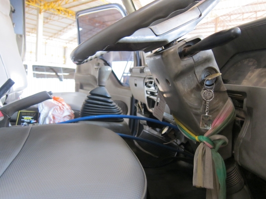 6 ล้อดัมพ์ อีซุซุ NPR 135 แรง มีดัมพ์กระบะสามมิตร ยาว 3.8 เมตร กว้าง 2.10 เมตร เฟื่อง F แอร์เย็นสบาย มีสโลอินเตอร์ เล่มพร้อมโอนถือไปได้เลย