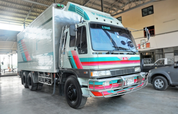hino FL3H 195 แรงม้า 10 ล้อ สภาพใหม่เอี่ยม